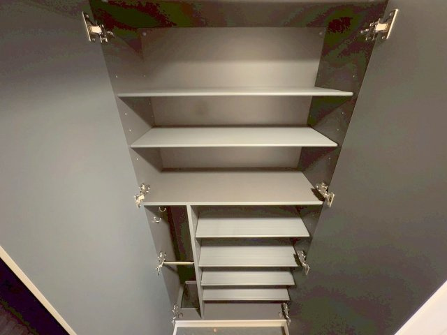 プレサンスOSAKA三国ネオスの収納