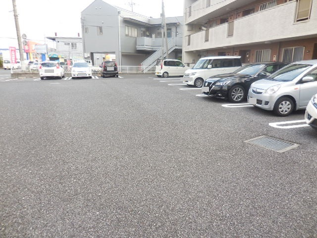 プロスペリティ・弐番館の駐車場|駐車場