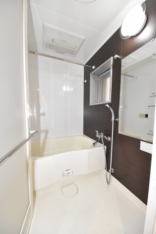 アーバネックス北浜の浴室