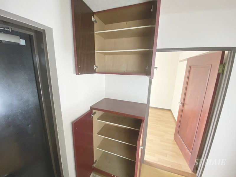 グリーンハイツたかはなの収納|シューズボックスです☆