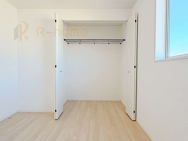 つくば市台町第3　新築戸建て　2号棟の収納|2階は全居室収納スペースを設置！
充分な容量で居住空間もスッキリ♪