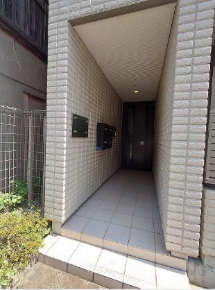 【エントランス】