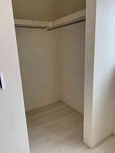 双葉ヶ丘一丁目貸家の収納