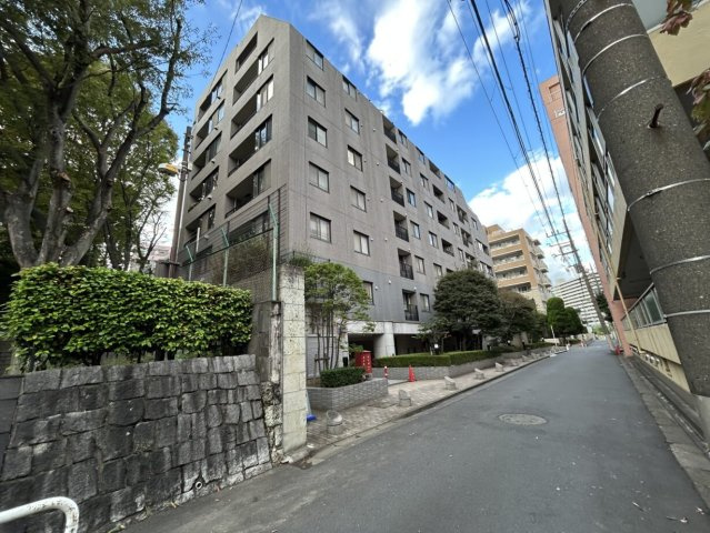 クレッセント仙台坂パークサイドの外観