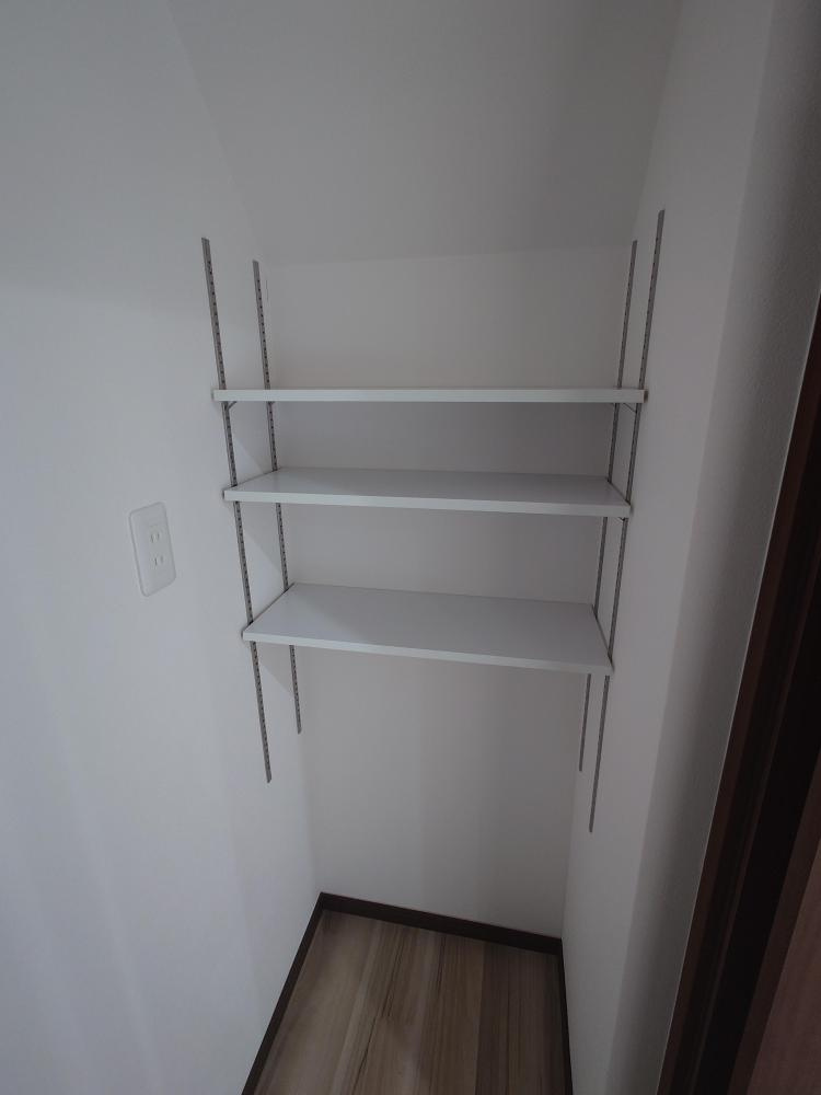 神戸市東灘区森北町4丁目戸建の収納