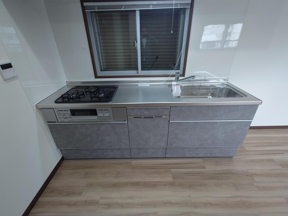 神戸市東灘区森北町4丁目戸建のキッチン