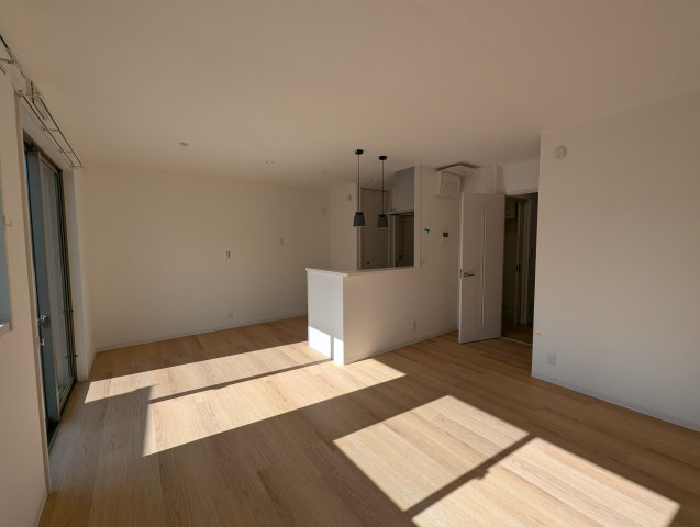 ユアメゾン下加茂の居間・リビング