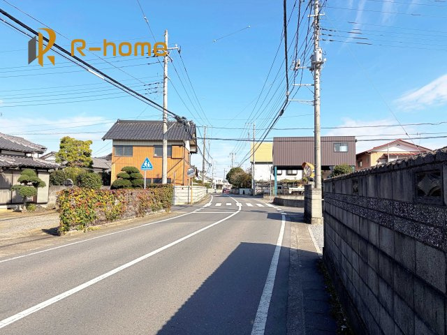 つくば市台町第3　新築戸建て　3号棟の前面道路含む現地写真|『今から見たい！』大歓迎です♪
お気軽にＲ－ｈomeまでお問い合わせください。
