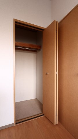 クレール塩屋の収納