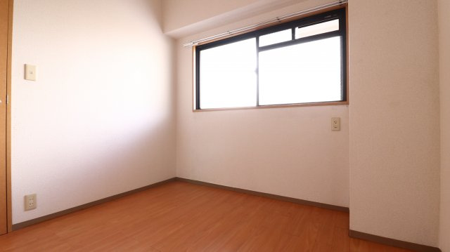 クレール塩屋の寝室