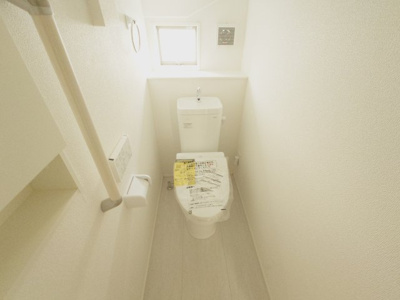 【トイレ】 | 厚木市愛甲東三丁目　全６棟　新築住宅