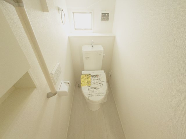 【トイレ】 | 厚木市愛甲東三丁目　全６棟　新築住宅