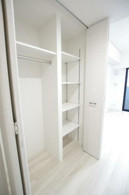 【収納】 | ブライズ中野江古田 | クローゼット完備。