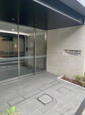 【エントランス】 | ブライズ中野江古田