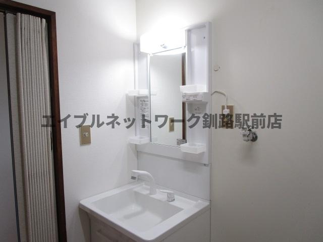 大栄マンション鶴ヶ岱の洗面所