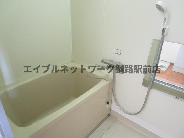 大栄マンション鶴ヶ岱の浴室