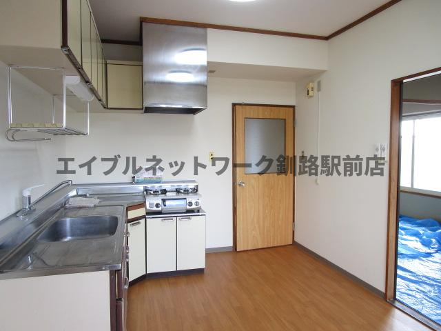 大栄マンション鶴ヶ岱のキッチン