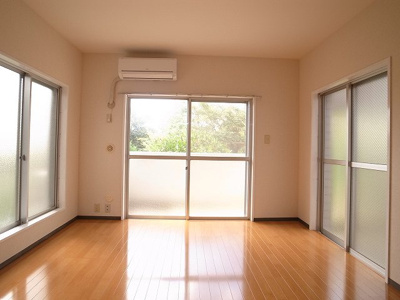 【洋室】 | エーデルハイツ | ゆったりした洋室です