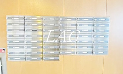 【その他共用部分】 | プレジール尾久 | 集合ポストになります。