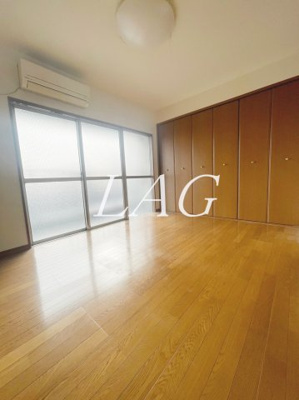 【居間・リビング】 | マルヨネマンション | 洋室のお部屋です。