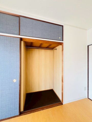 グランデージ明西の収納