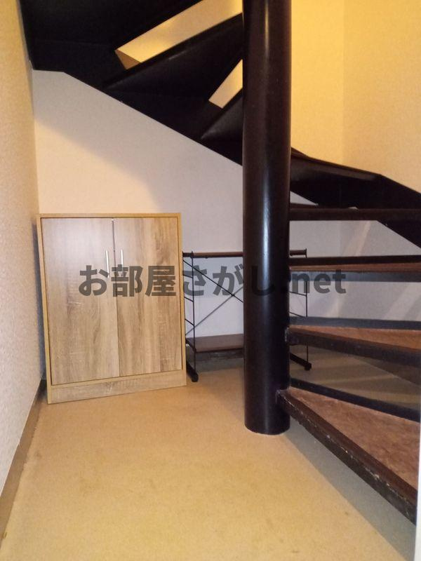 ＬＡＶＡ　ＴＯＷＥＲ#西池袋 #豊島区 #駅近 #メゾネット #デザイナーズの玄関