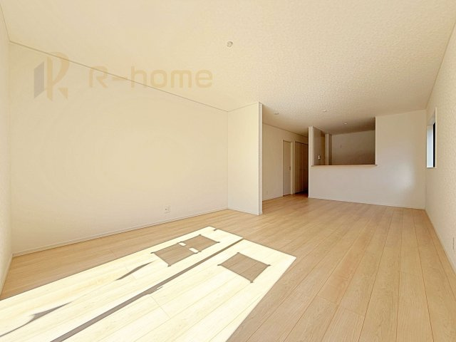 つくば市台町第3　新築戸建て　4号棟の外観|広々としたLDK♪充分な広さがあり、ご家族でインテリアのレイアウトを考えるのも楽しみですね！