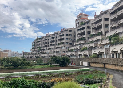 【外観】 | プリシード本厚木 | ＲＣ造、Reinforced Concreteは直訳すると補強されたコンクリートです。主に柱や梁・床・壁が鉄筋とコンクリートで構成おり、鉄筋を組んだ型枠にコンクリートを流し込んで固めたものを指します。