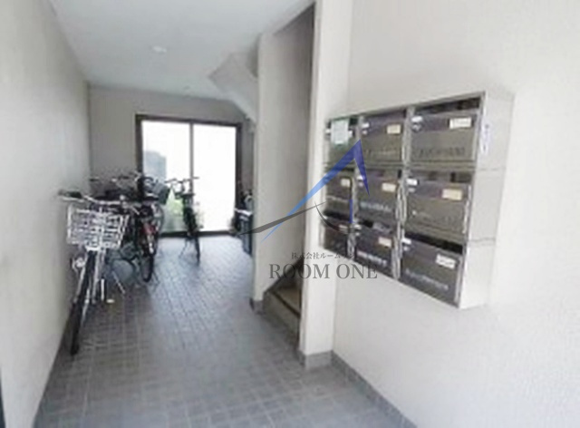 フィオーレのエントランス|エントランスです。