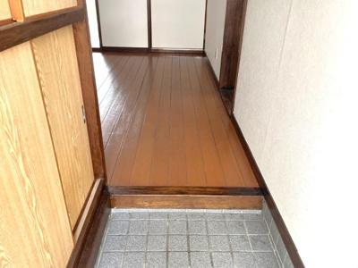 【玄関】 | ミヤシロビル