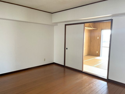 【居間・リビング】 | ミヤシロビル