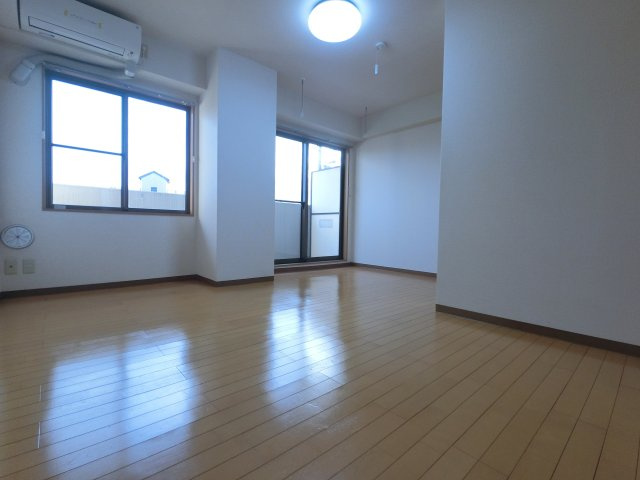 ヴィルポート21の洋室