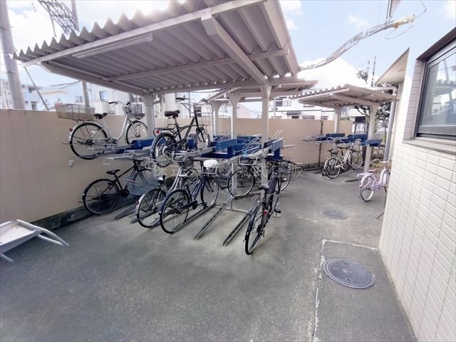 【駐輪場】の画像