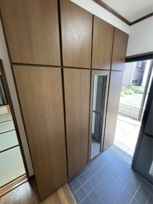 【玄関】 | 成増赤塚5丁目戸建 | ゆったりとした玄関です