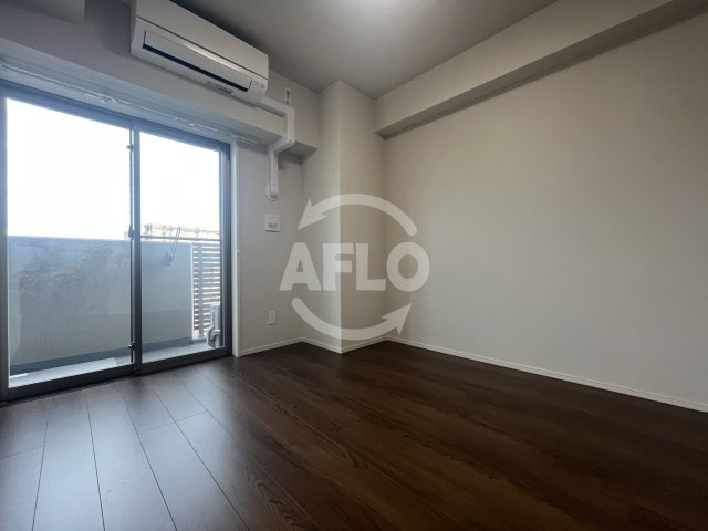 Ｊｏｙｅｕｚ Ｓｈｉｎ-Ｏｓａｋａの洋室|ジョワイユ新大阪　洋室