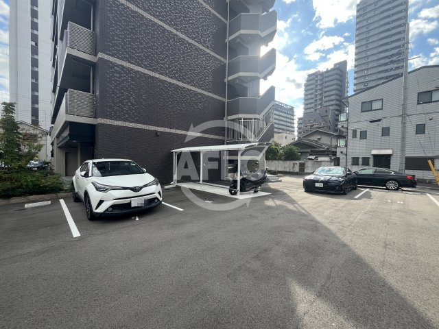 Ｊｏｙｅｕｚ Ｓｈｉｎ-Ｏｓａｋａの駐車場|ジョワイユ新大阪　駐車場