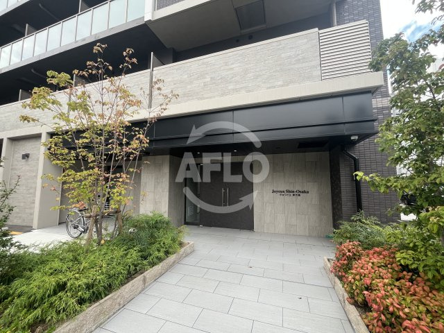 Ｊｏｙｅｕｚ Ｓｈｉｎ-Ｏｓａｋａのエントランス|ジョワイユ新大阪　エントランス