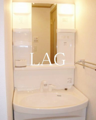 【洗面所】 | シェリール | 洗面台です。