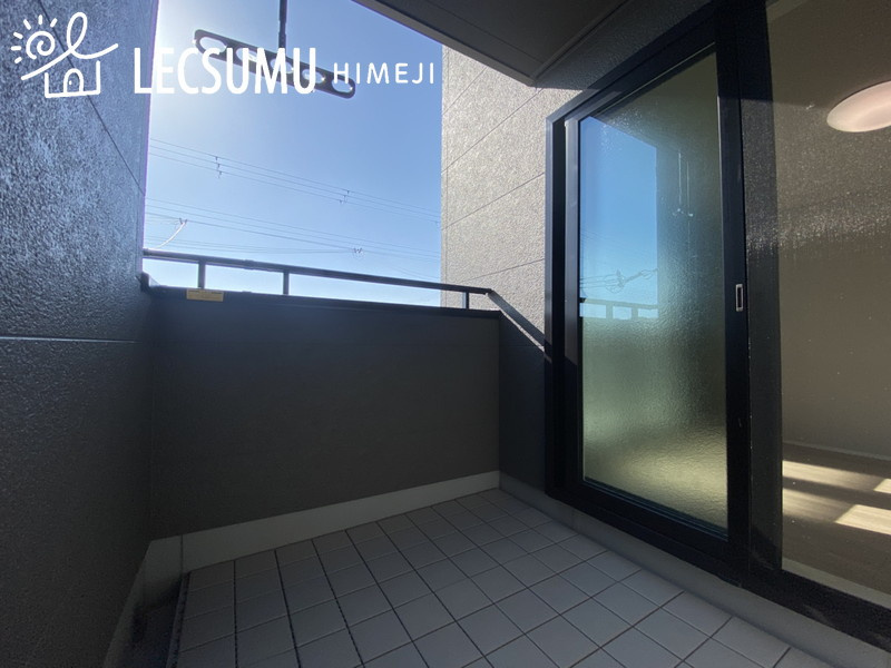 タマタウン姫路北条6棟/新築戸建のバルコニー