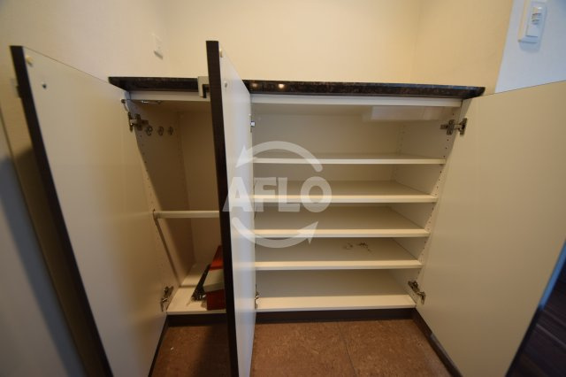 シティタワー天王寺真田山　真田山小学校区の収納|シティタワー天王寺真田山　シューズボックス