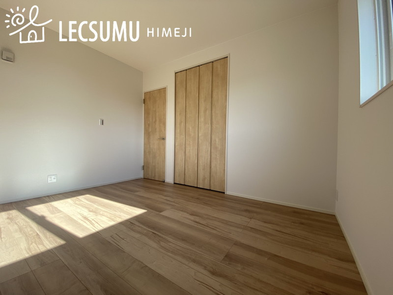 タマタウン姫路北条6棟/新築戸建の寝室