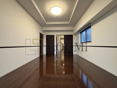 【洋室】 | ロイヤルパークスなんば