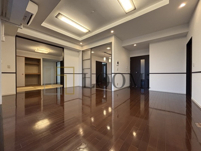 【居間・リビング】 | ロイヤルパークスなんば | ロイヤルパークスなんば　リビング・ダイニングスペース