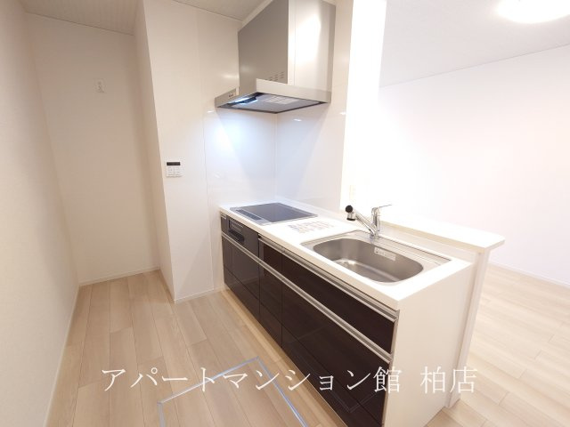 エスタブレAのキッチン|同施工会社、同型タイプです