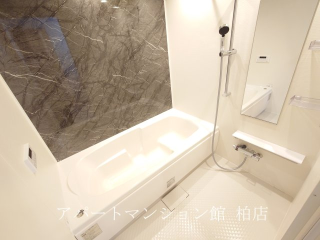 エスタブレAの浴室|同施工会社、同型タイプです