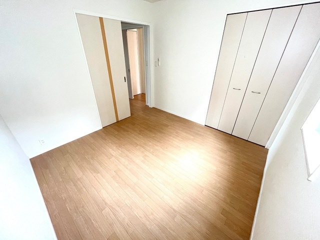 サンモール金ヶ崎の洋室