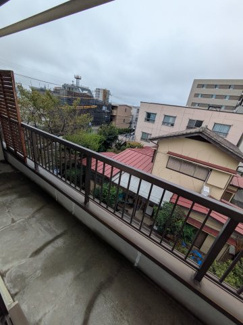 【バルコニー】