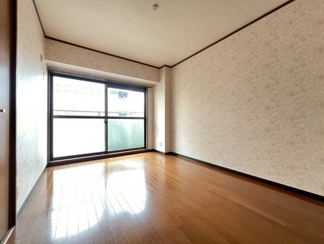 メイカビルの寝室