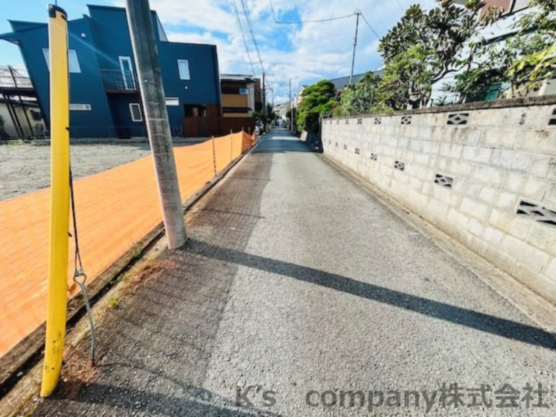 茅ヶ崎市東海岸南6丁目　建築条件なし　売地　B区画の前面道路含む現地写真|前面道路の様子です◇
