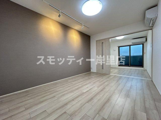フジパレス遠里小野ウエストの居間・リビング